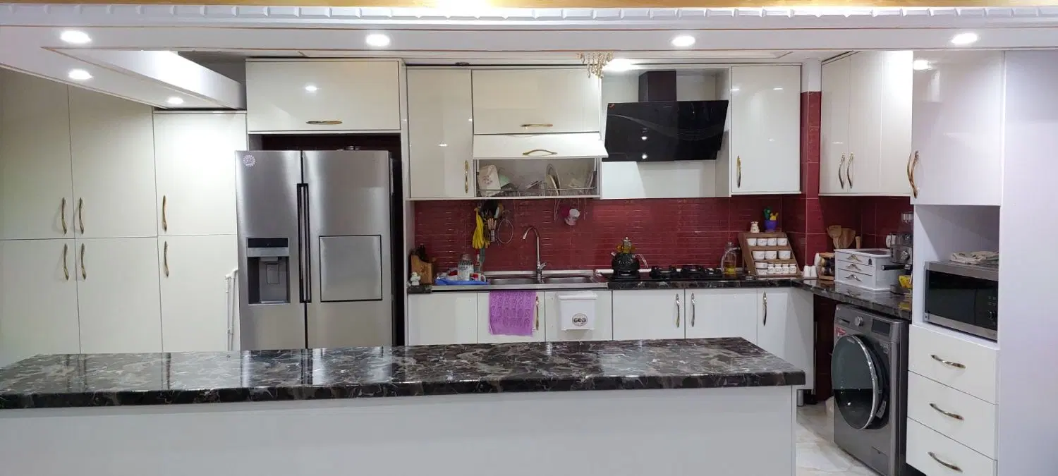 ۱۳۰ متر تک واحدی پارکینگ سندی
