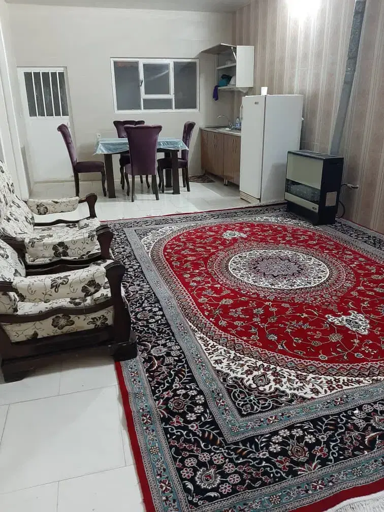 سوییت همکف اتاق شبانه روزی پارکینگ دار