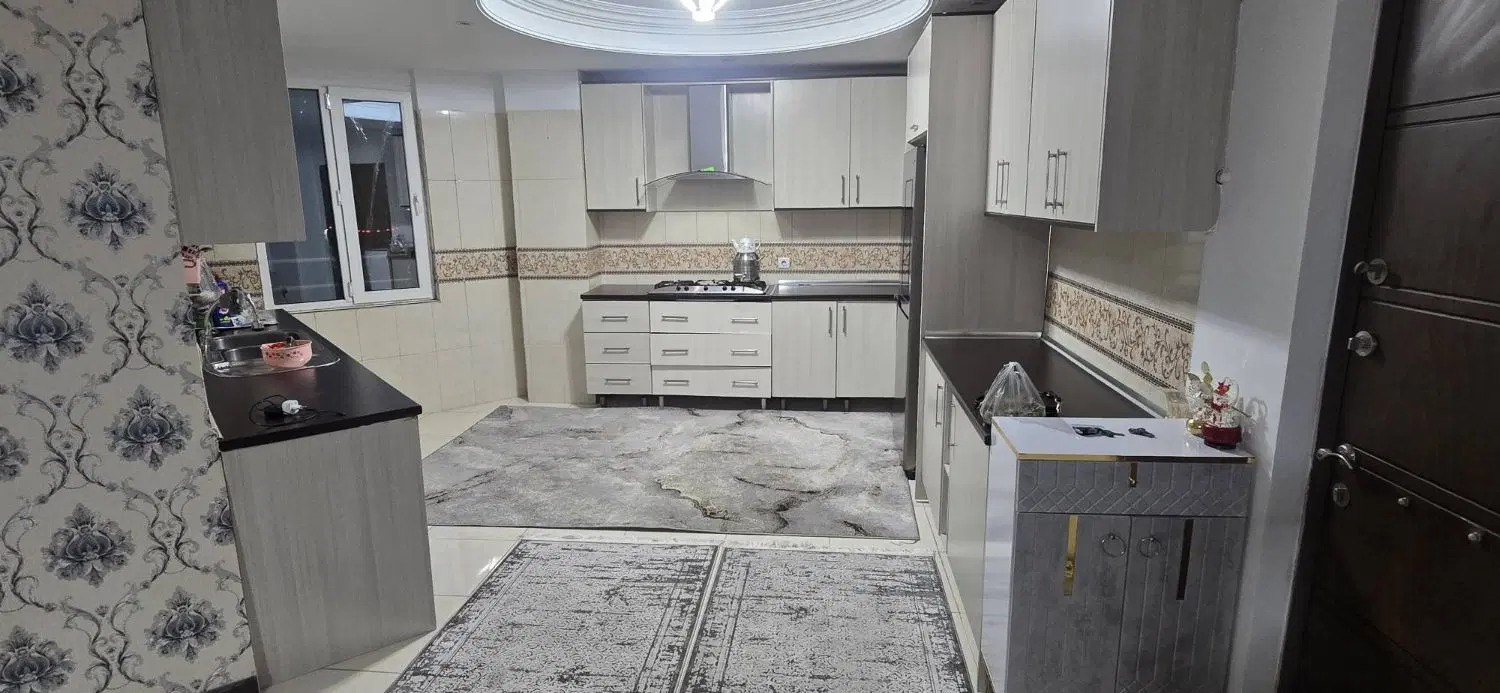 ۹۰ متر دو خوابه فردیس کانال شرقی