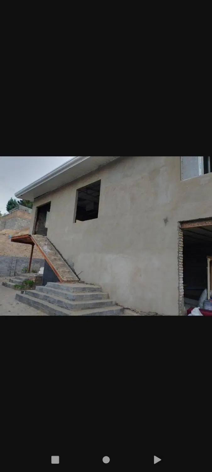 ویلایی نیمه کاره