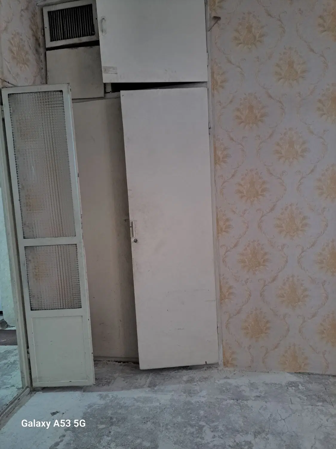 خ هرمزان بعد از کمیل نبش کوچه هدی