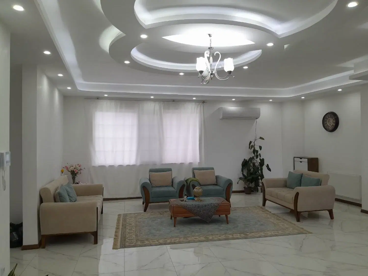 آپارتمان سه خوابه تک واحدی