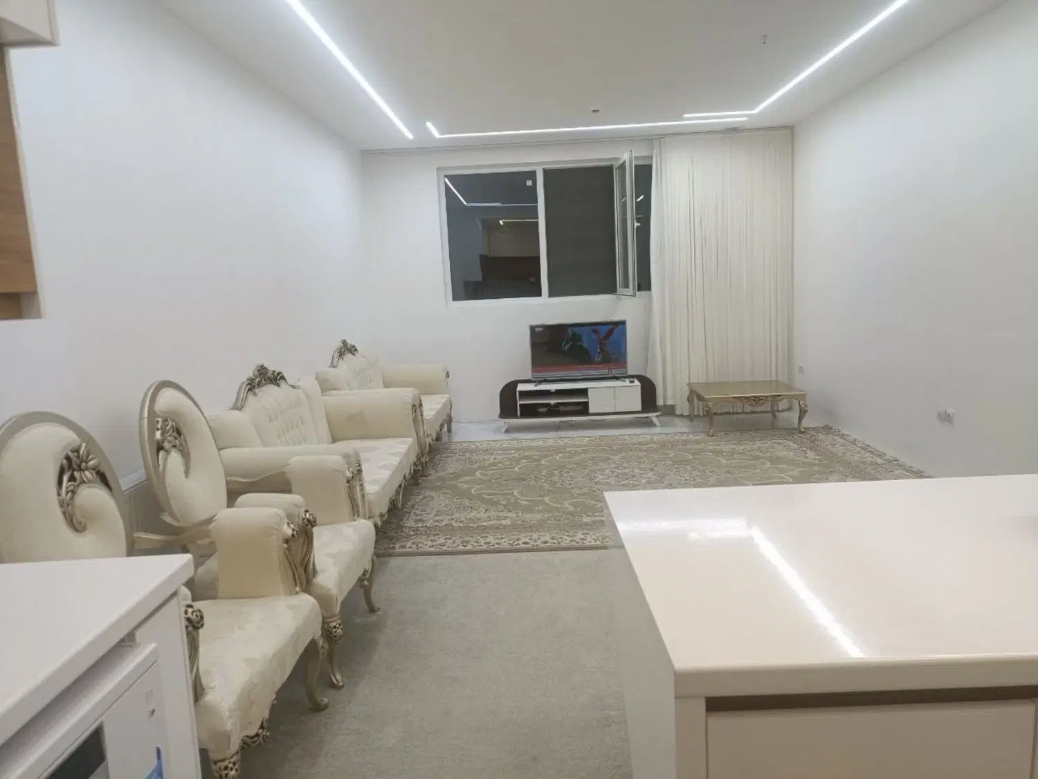 یک واحد آپارتمان خ کوهسار صدرا پروژه کوثر