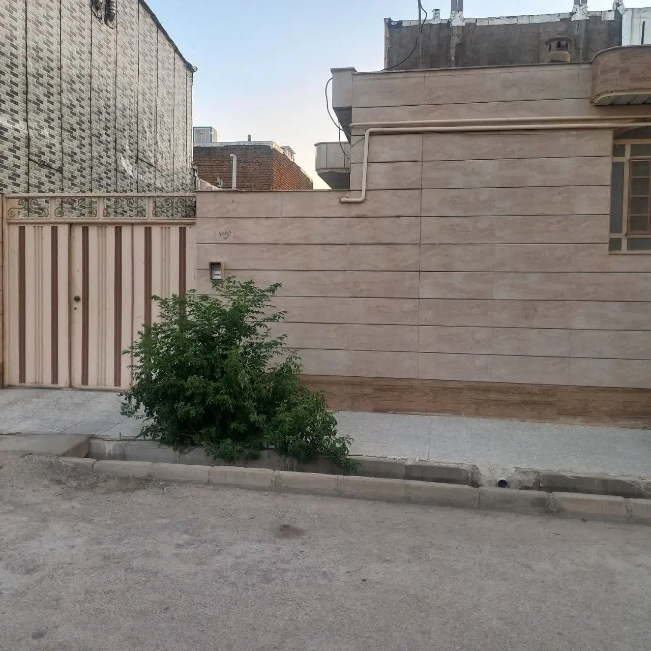 ملک ویلایی