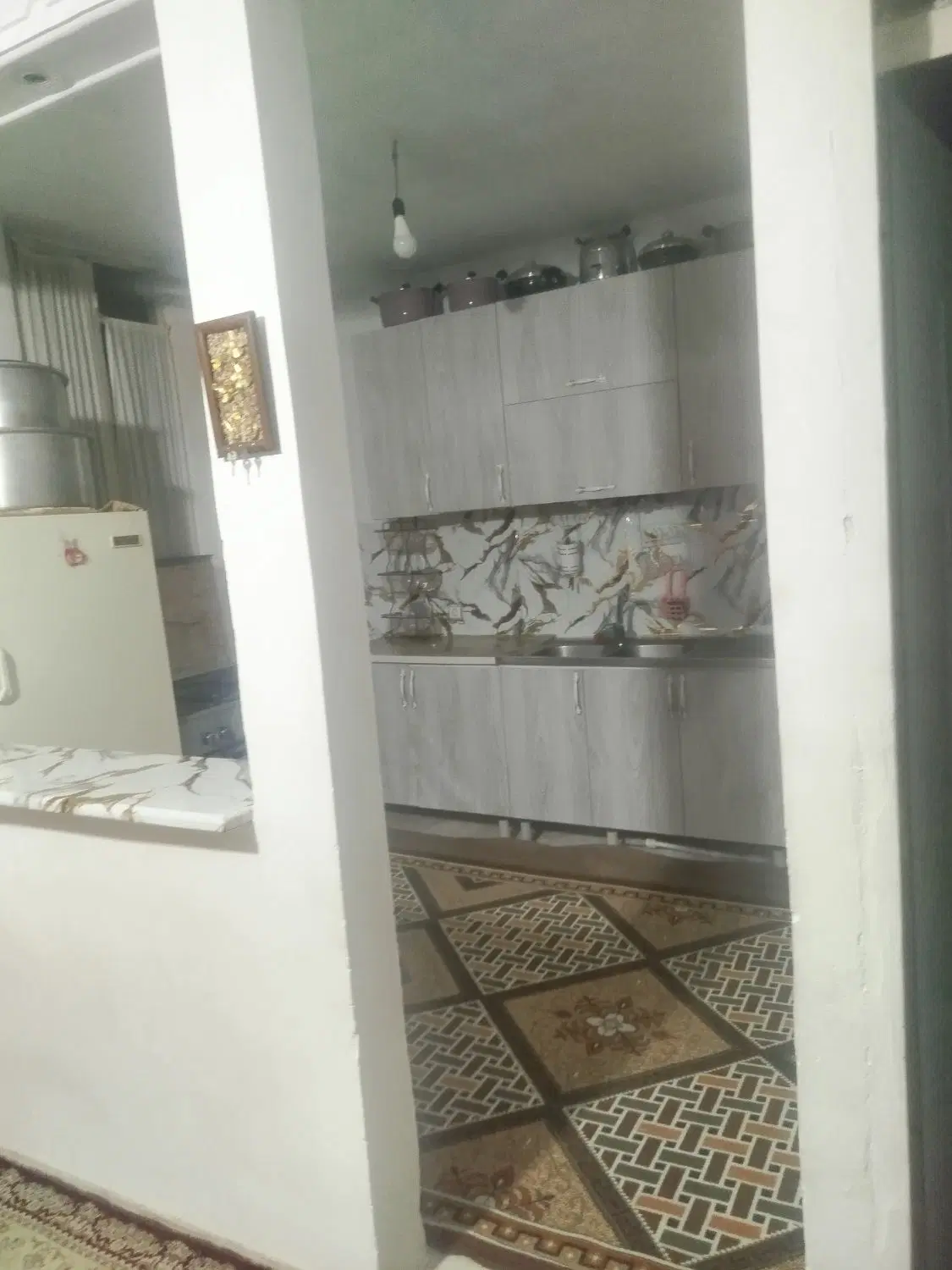 ساختمون دوطبقه