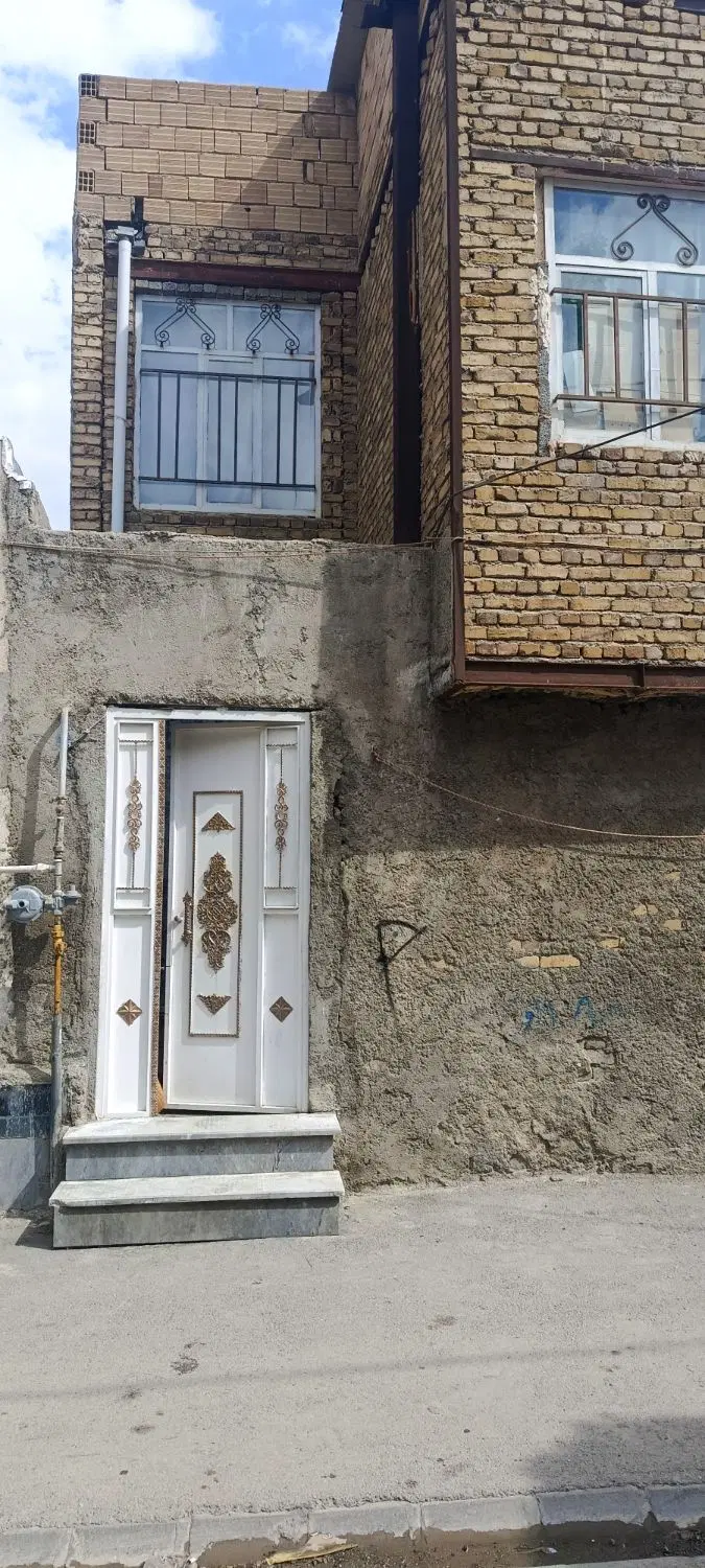 فروش خانه مسکونی دو طبقه