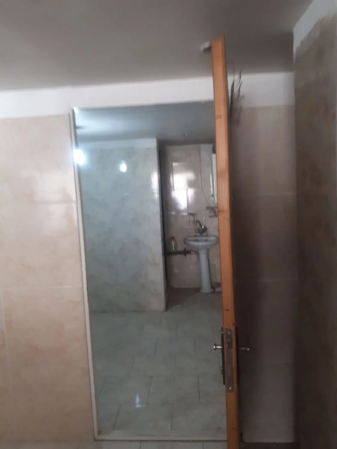 واحد آپارتمان اداری و تجاری