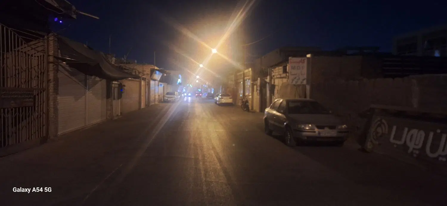 زمین فروشی