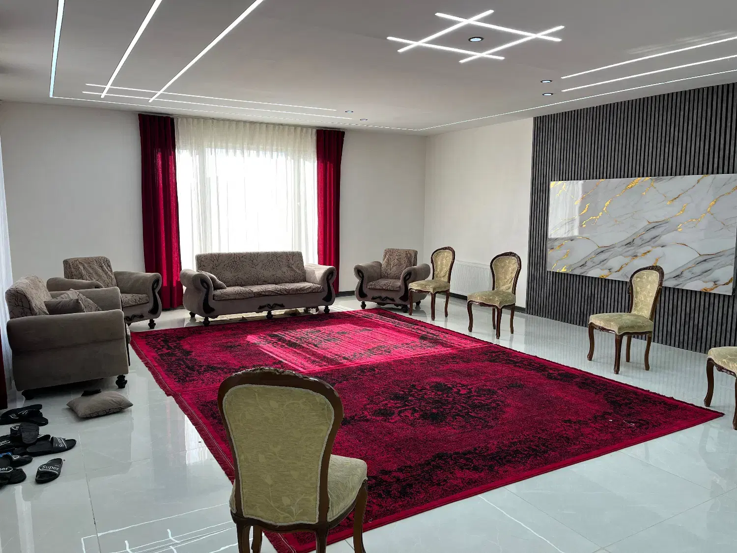 ویلا باغ لوکس باتمام امکانات سکونت دائم