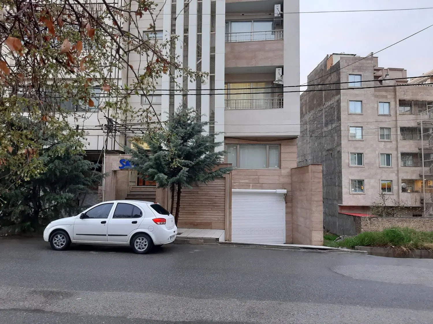 آپارتمان ۲۶۵ متر خیابان بدیعی یک