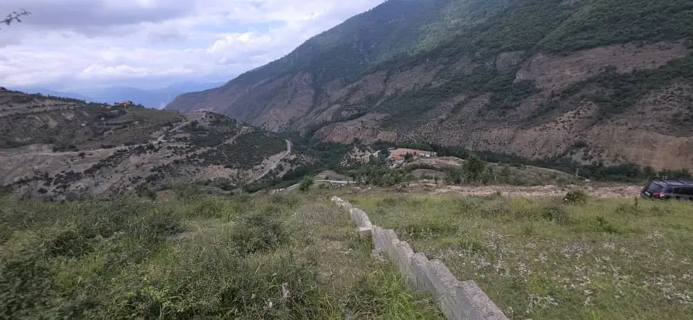 زمینی واقع در نجارکلا چلاو، ویوی ابدی جنگلی