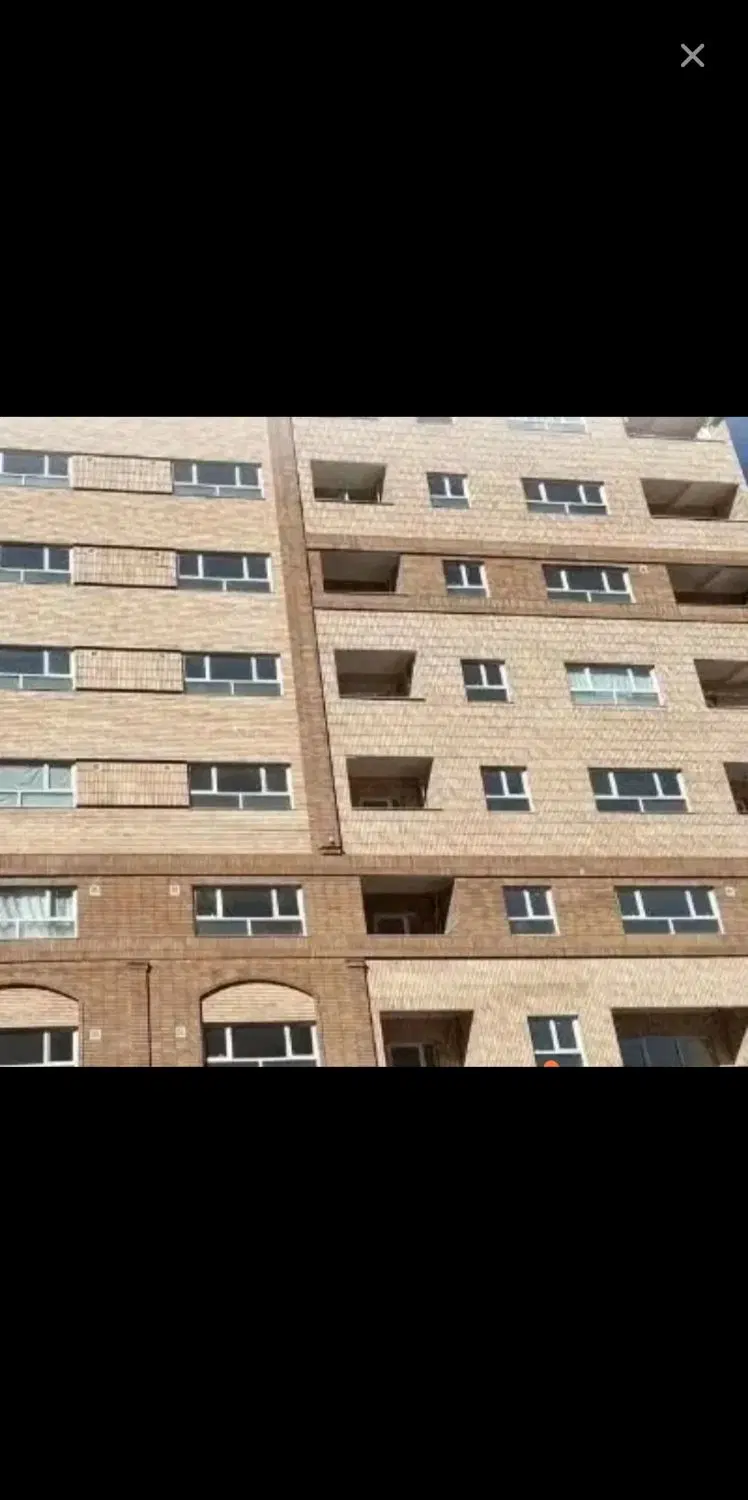 اپارتمان۹۸ متری سی بی جی(میدان شورا)