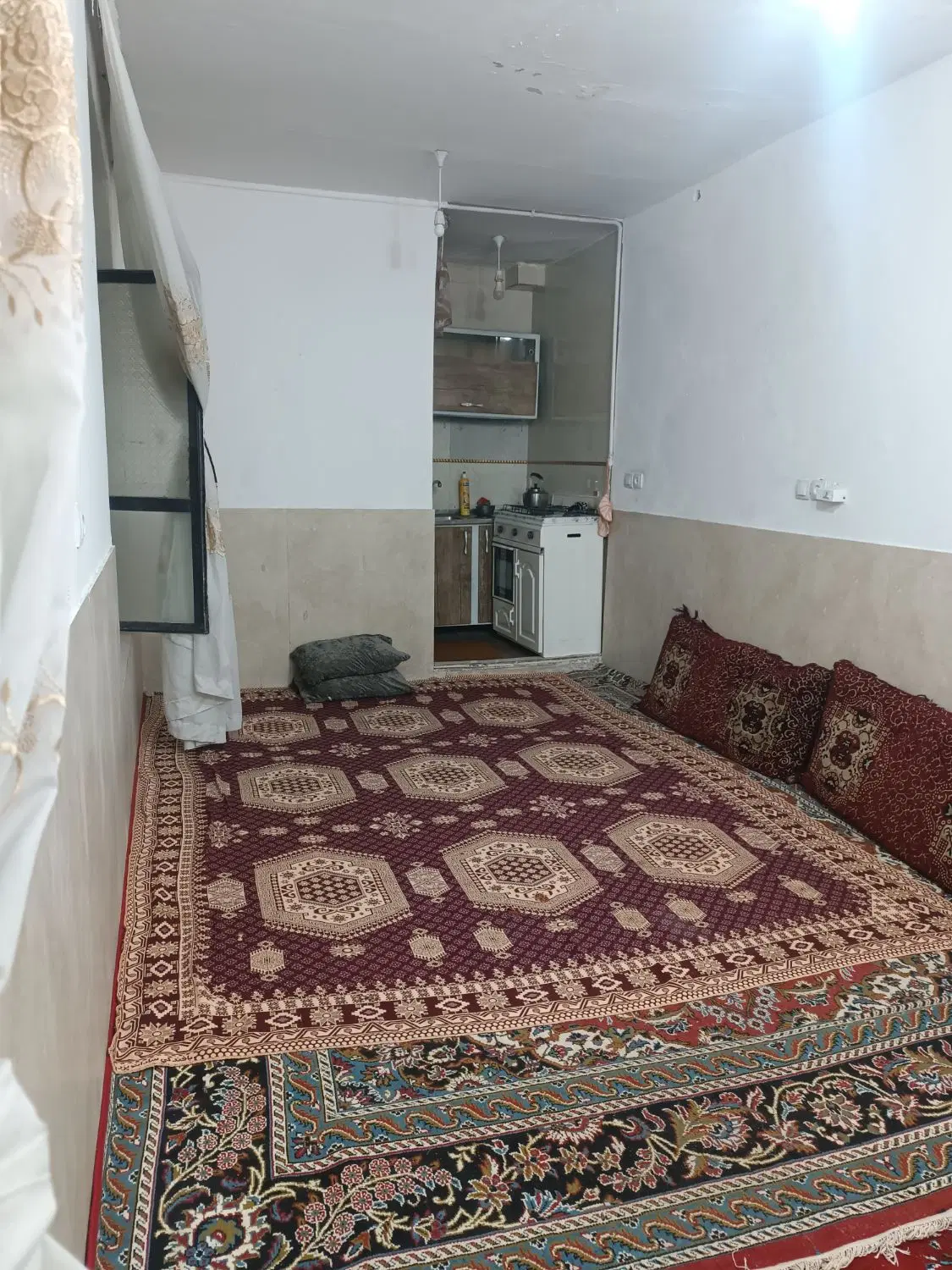 سوئیت ۲۵ متری، تمیز و مناسب برای اقامت.