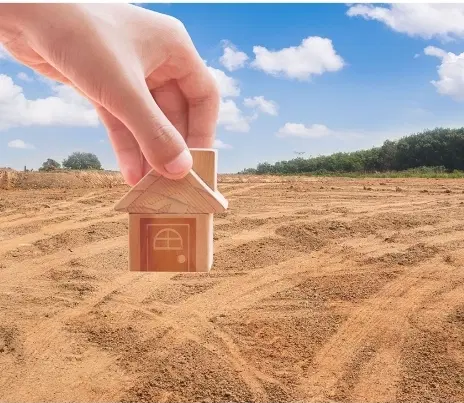 یک قطعه زمین