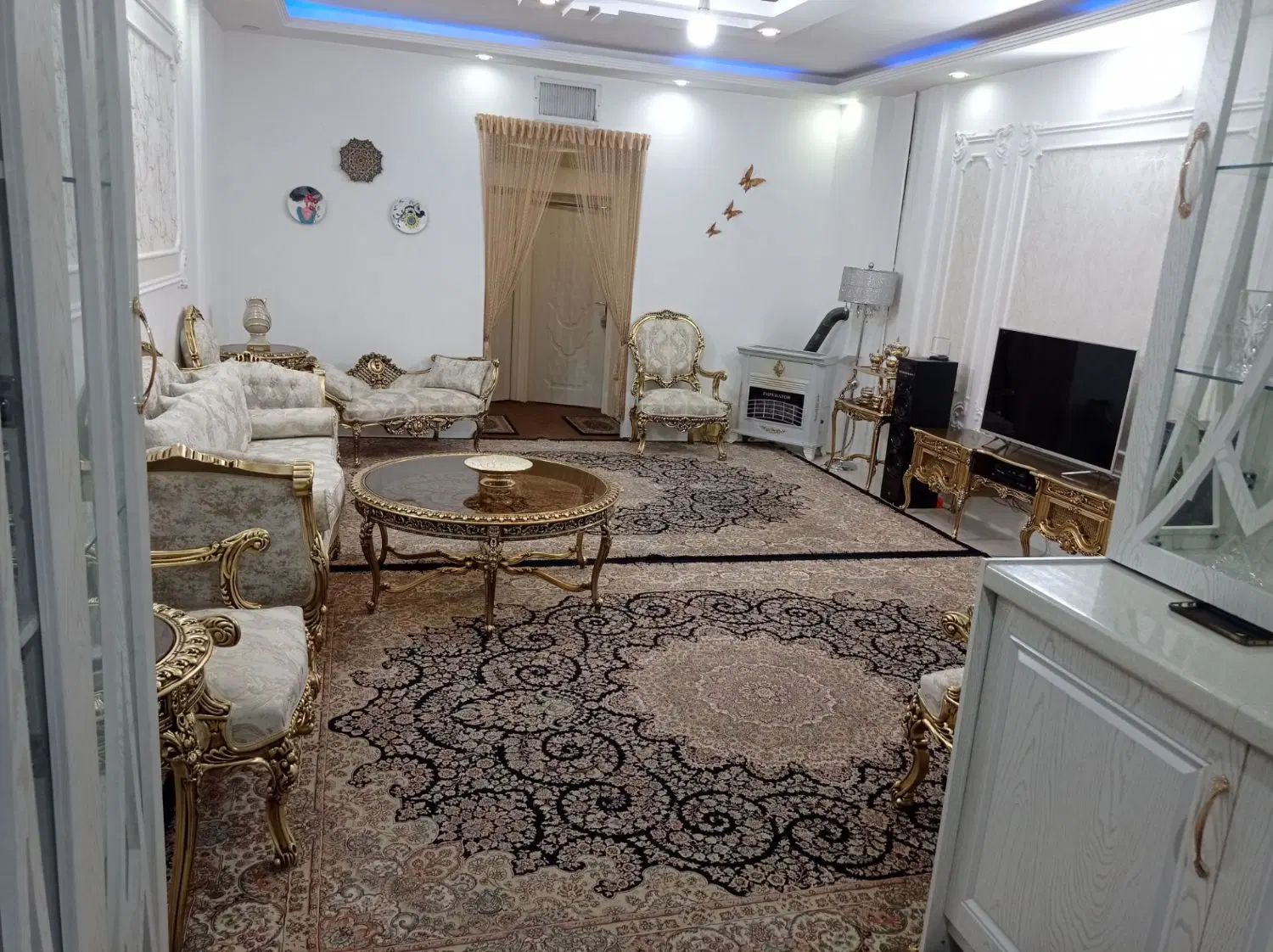 آپارتمان 80 متری شیک.. طبقه دوم