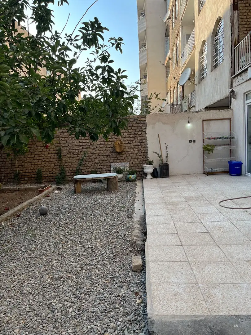 یک دستگاه آپارتمان ۴۵ متری همکف