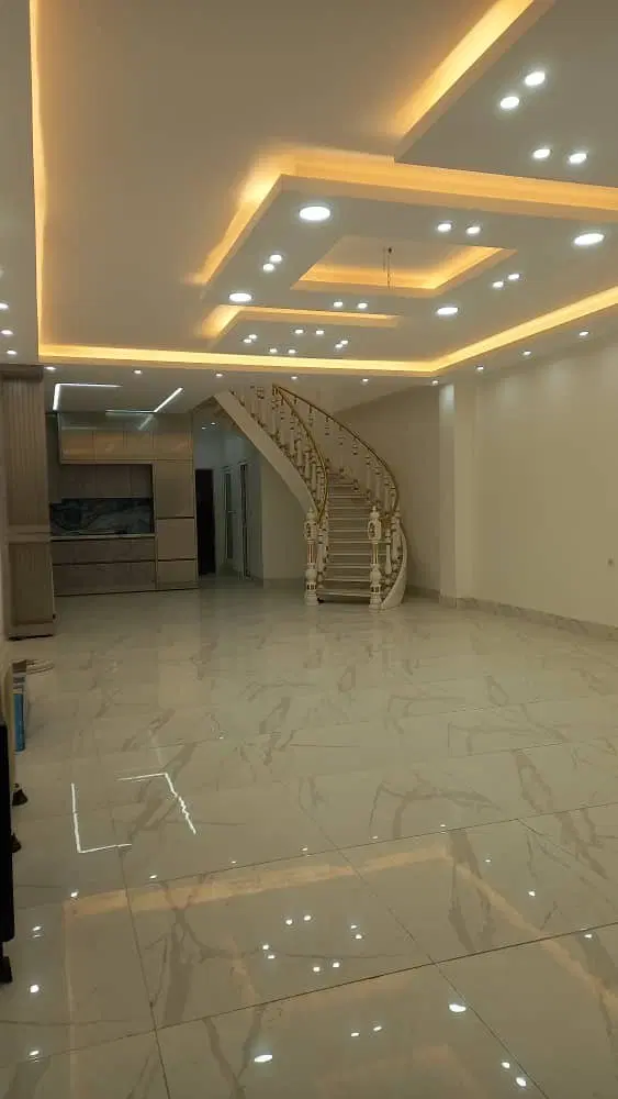 فروش چهار خواب دو طبقه با سند ۶دانگ گذر ۱۰متری