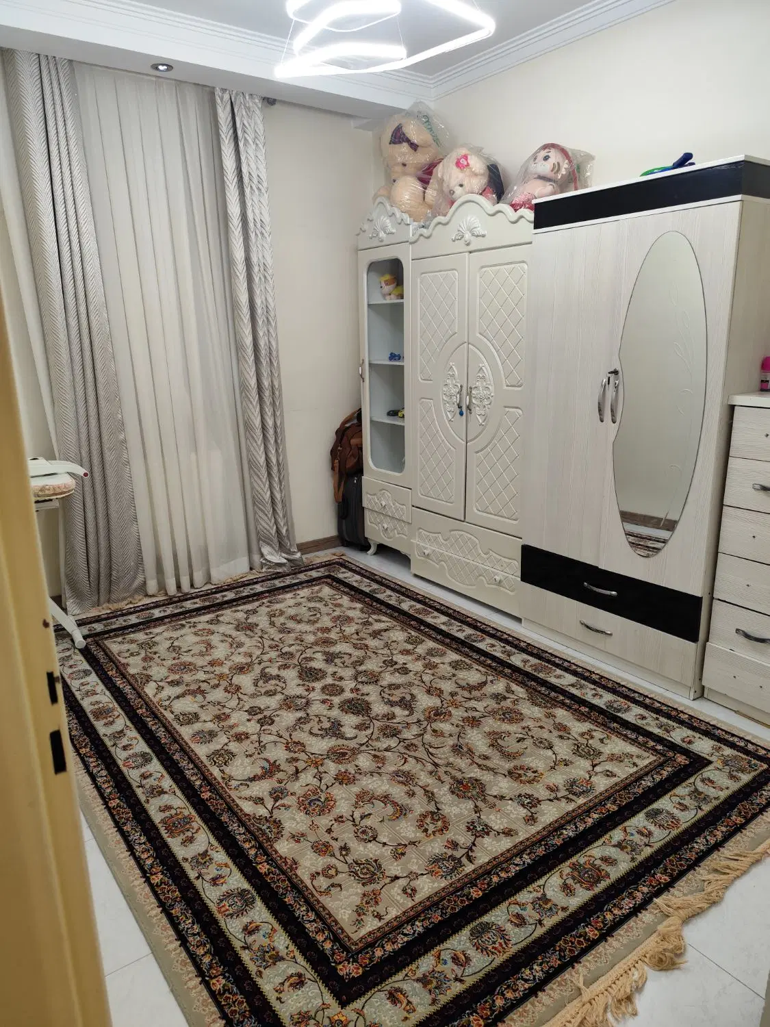 اجار ه۷۰متر ی خیابان ۳۳صدخسروی