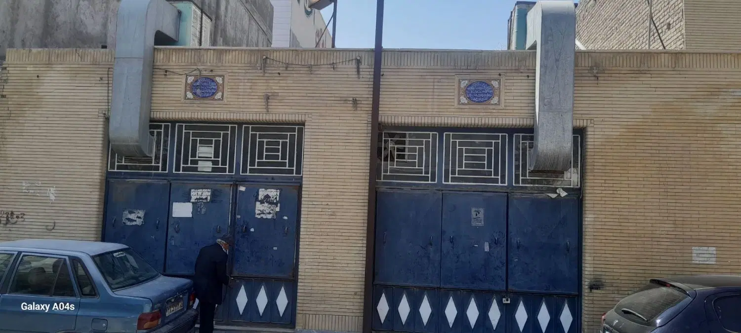 ملک تمام تجاری ۲۶۰ متر  مولوی عبدالعزیز