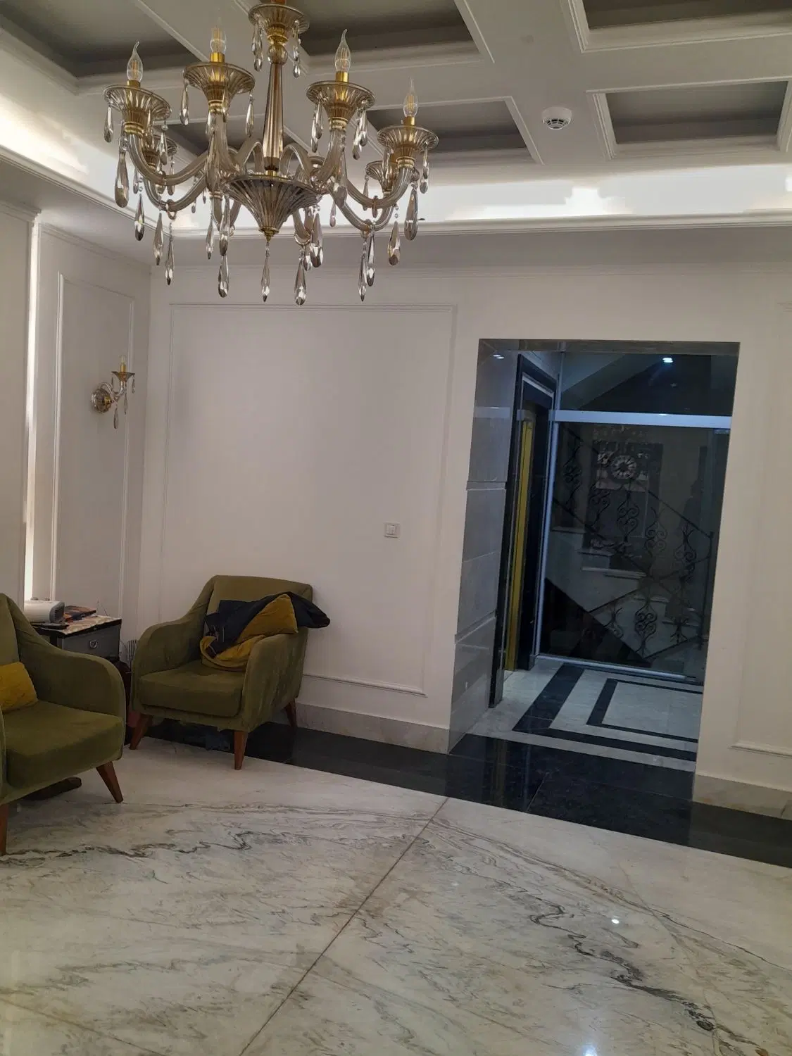 خانم برای اجاره خانه