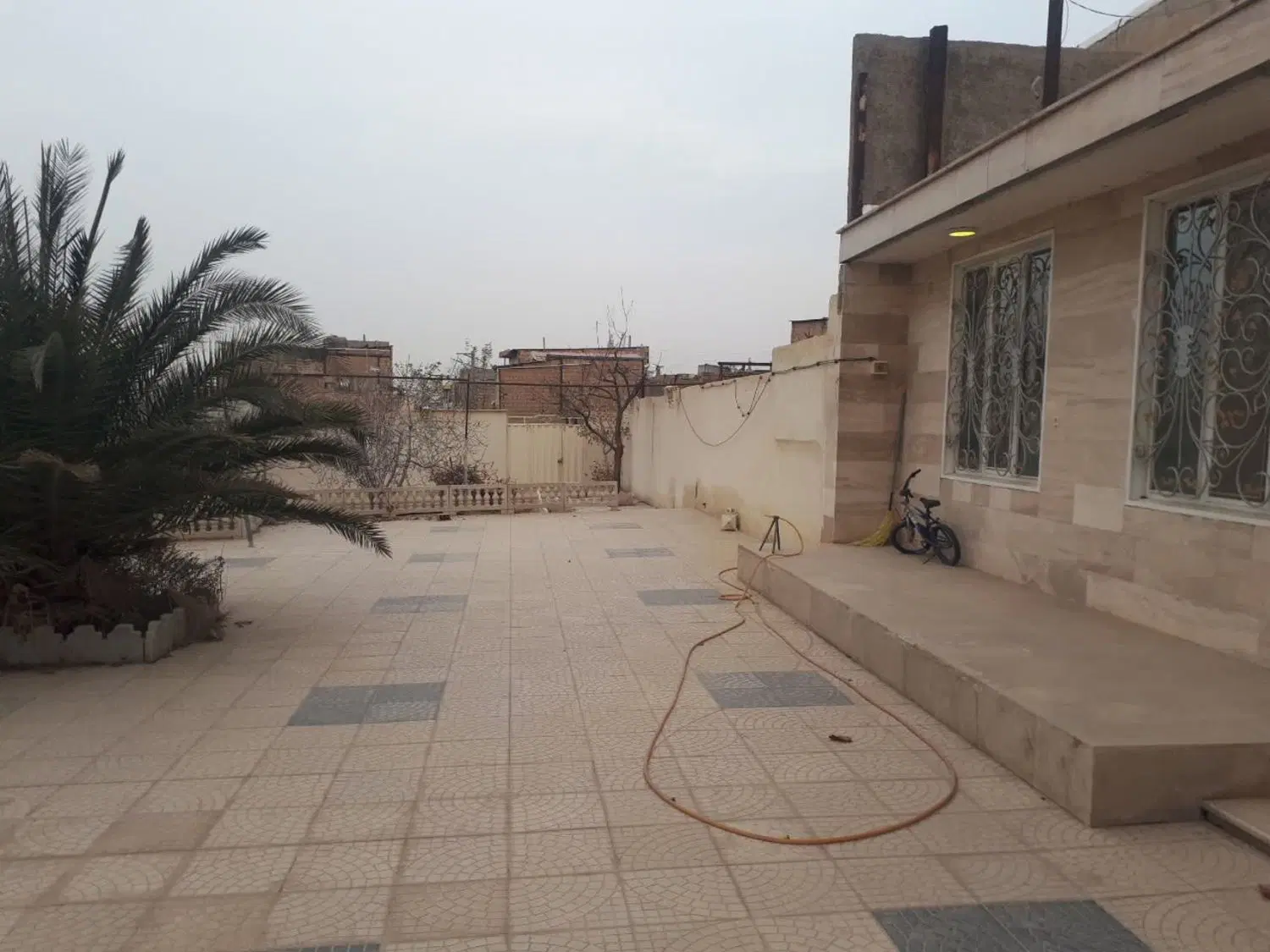 باغ فروشی به متراژ ۲۰۰۰ متر سنددار پاکدشت