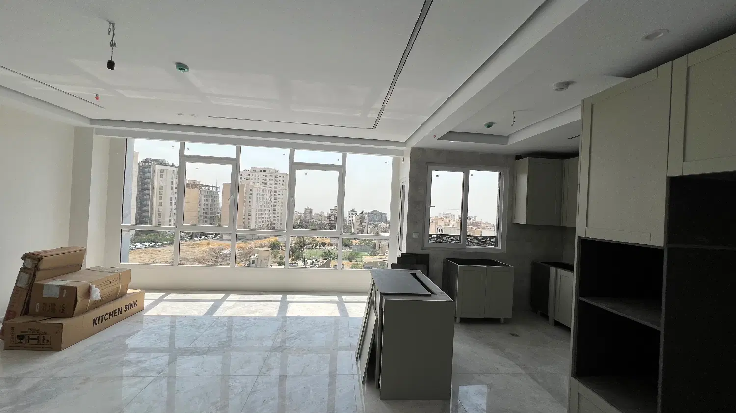 ۱۱۷ متر _ ۳خ _ نوساز ، ویو دار _  زیر قیمت