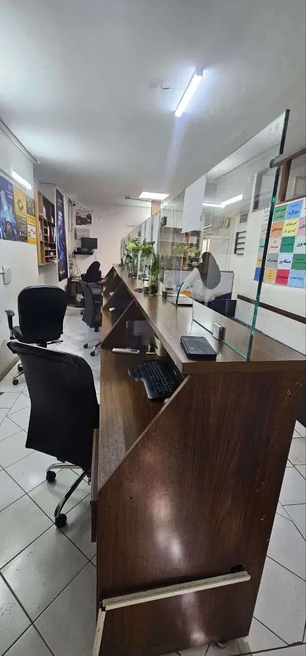 فروش واحد اداری مسکونی در خیابان دکتر همایون کرج
