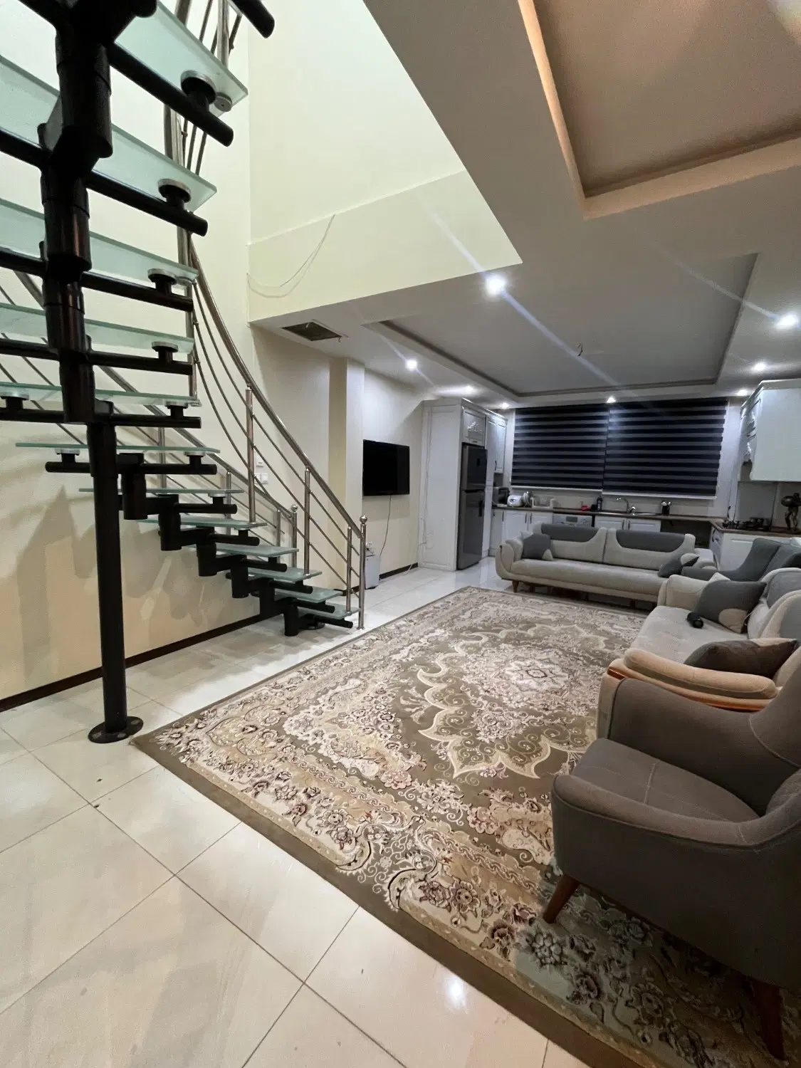 115متر_2خواب_دوبلکس_آکواریوم نور_تاپ لوکیشن