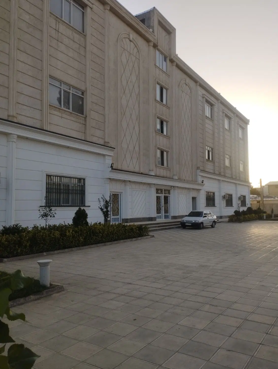 700متر