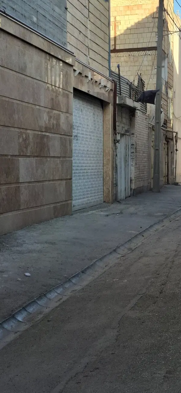 زمین به متراژ 124متر داخل بافت برای ساختن متر10500