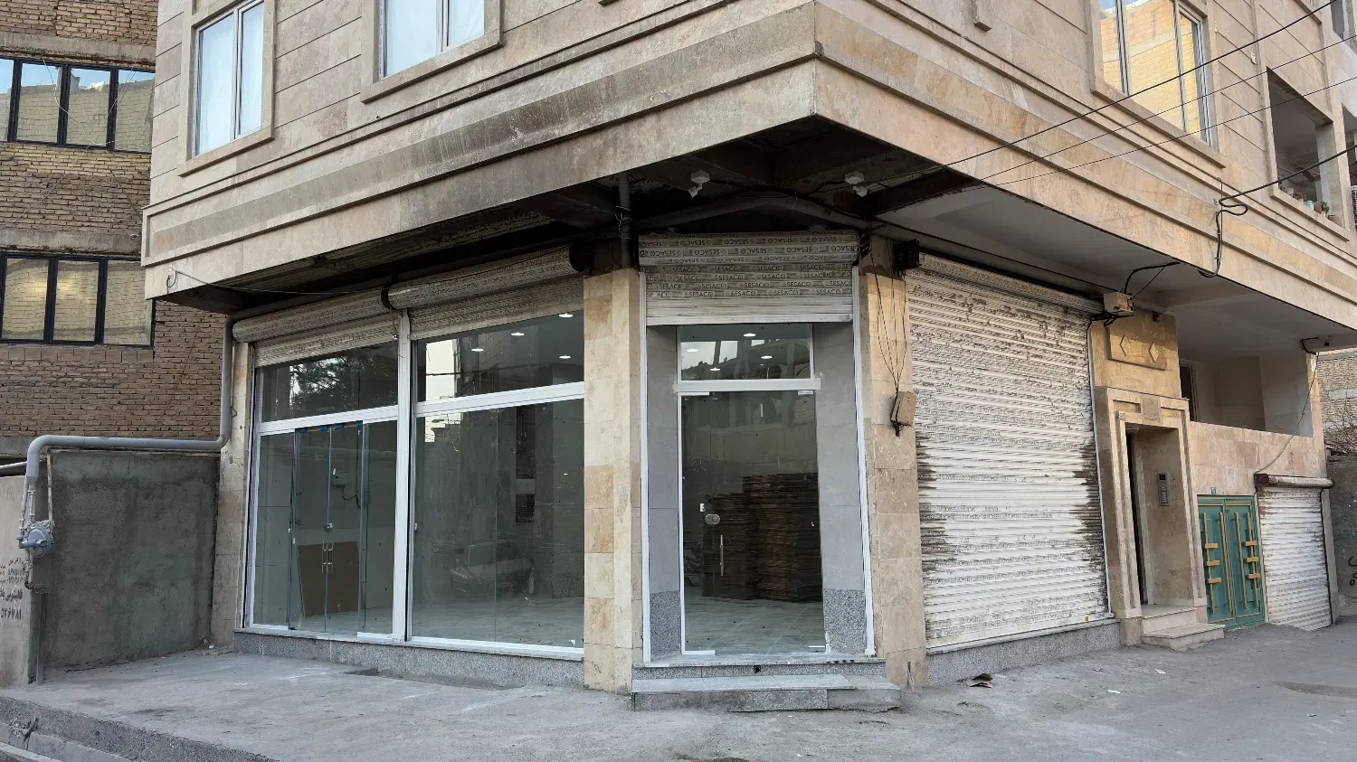 فروش ۹۵ متر تجاری در وجه آباد
