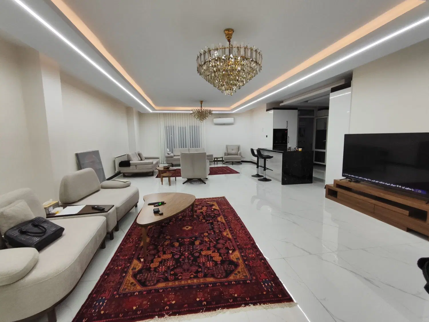 آپارتمان 94 متری بازسازی شده در فاز یک مهرشهر