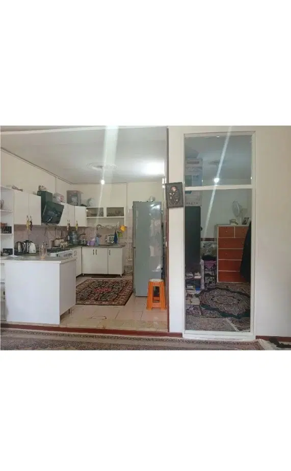 خانه مستقل حیاط دار و تمیز