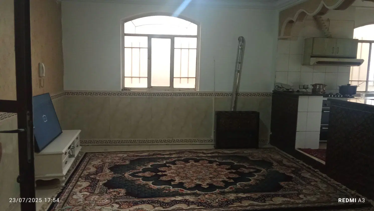اجاره ی طبقه‌ی دوم خانه ویلایی