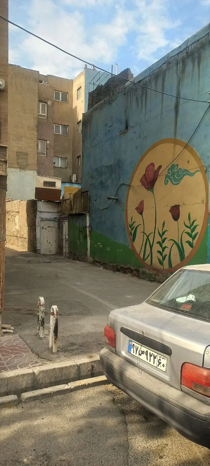 خانه ۴۲متری دوطبقه بازیرزمین