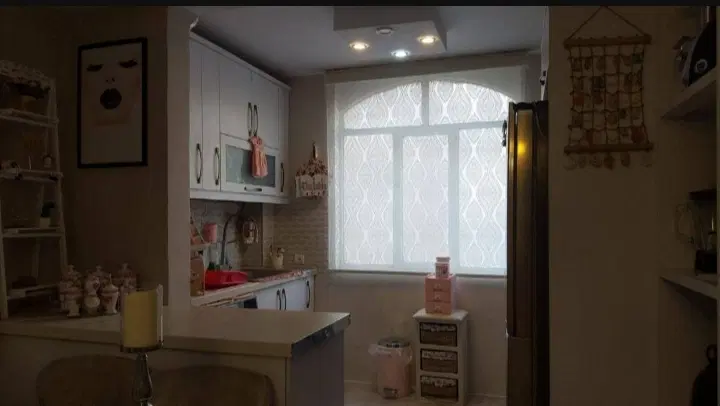 ۵۰متر طبقه دوم نزدیک مترو