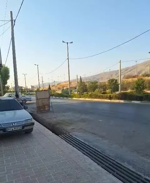 اجاره یک از دهنه گاراژ