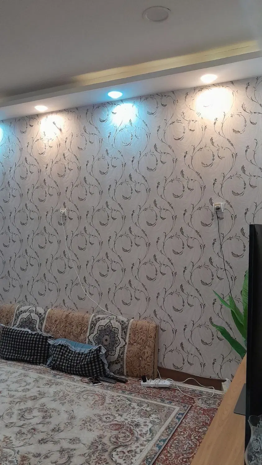 فروش یک واحد (طبقه بالا ) از 2طبقه