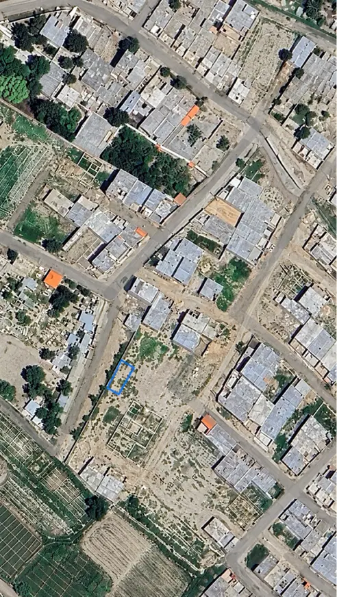 یک قطعه زمین مسکونی