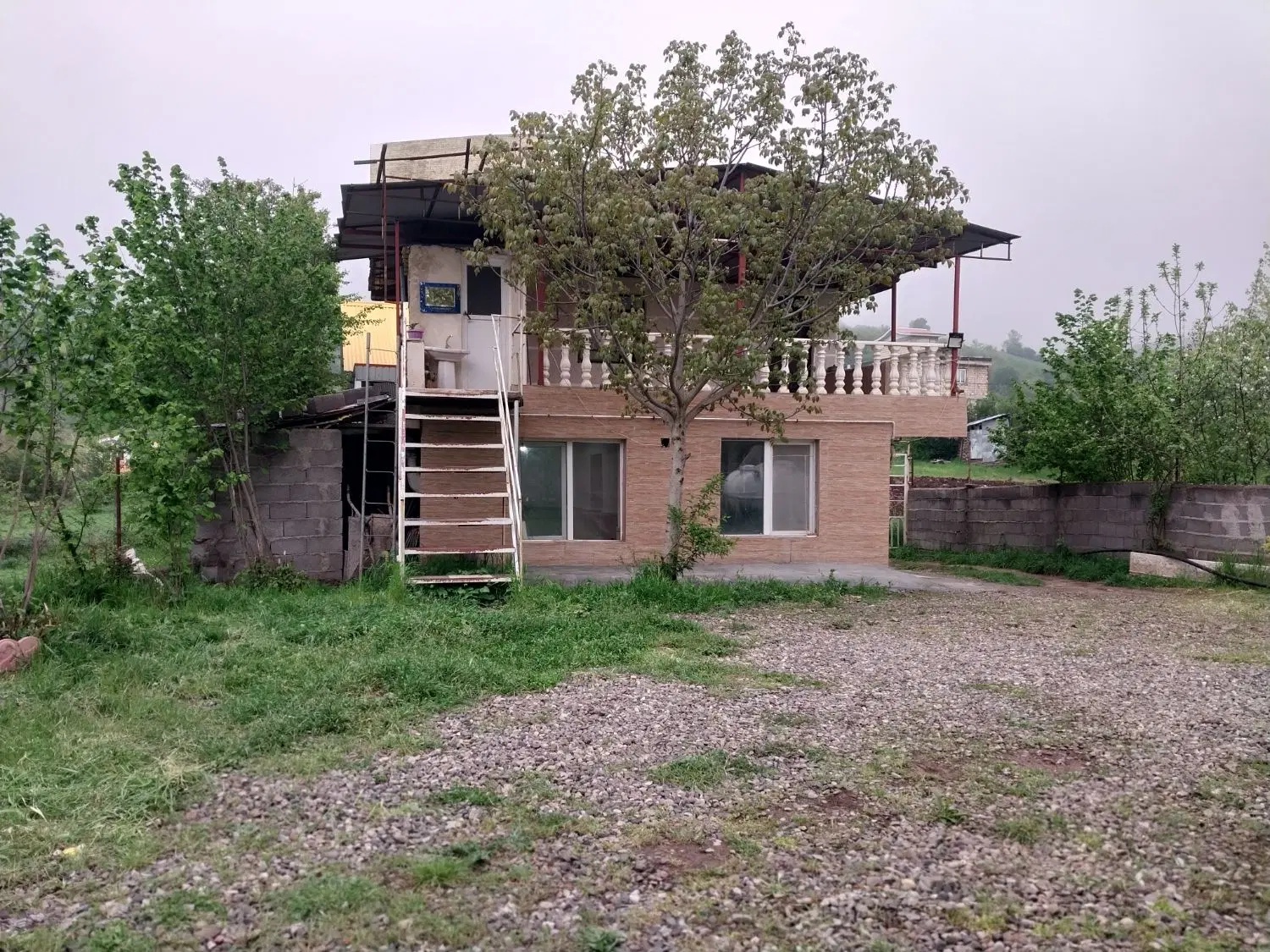 خونه باغ دنج محیط آرام دل طبیعت