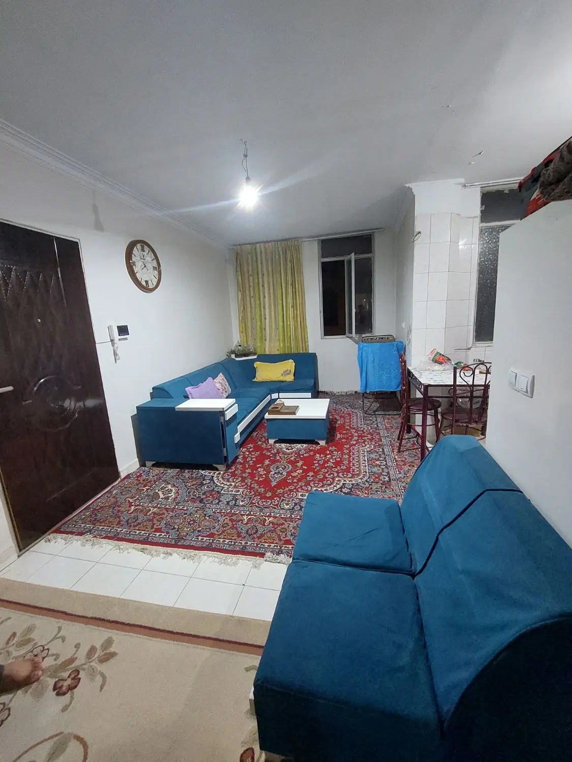 ۶۰ متر دو خواب ( نارمک جنوبی خ ملایری )