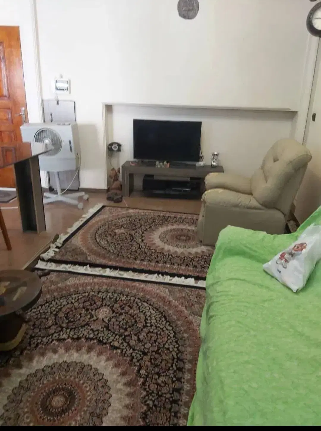 واحد ۶۰متری  دوخواب پارکینگ دار