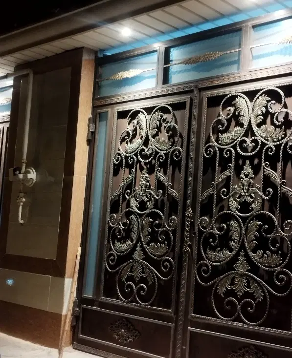 ۱۶۰متر ویلایی.ناصر خسرو شمیران