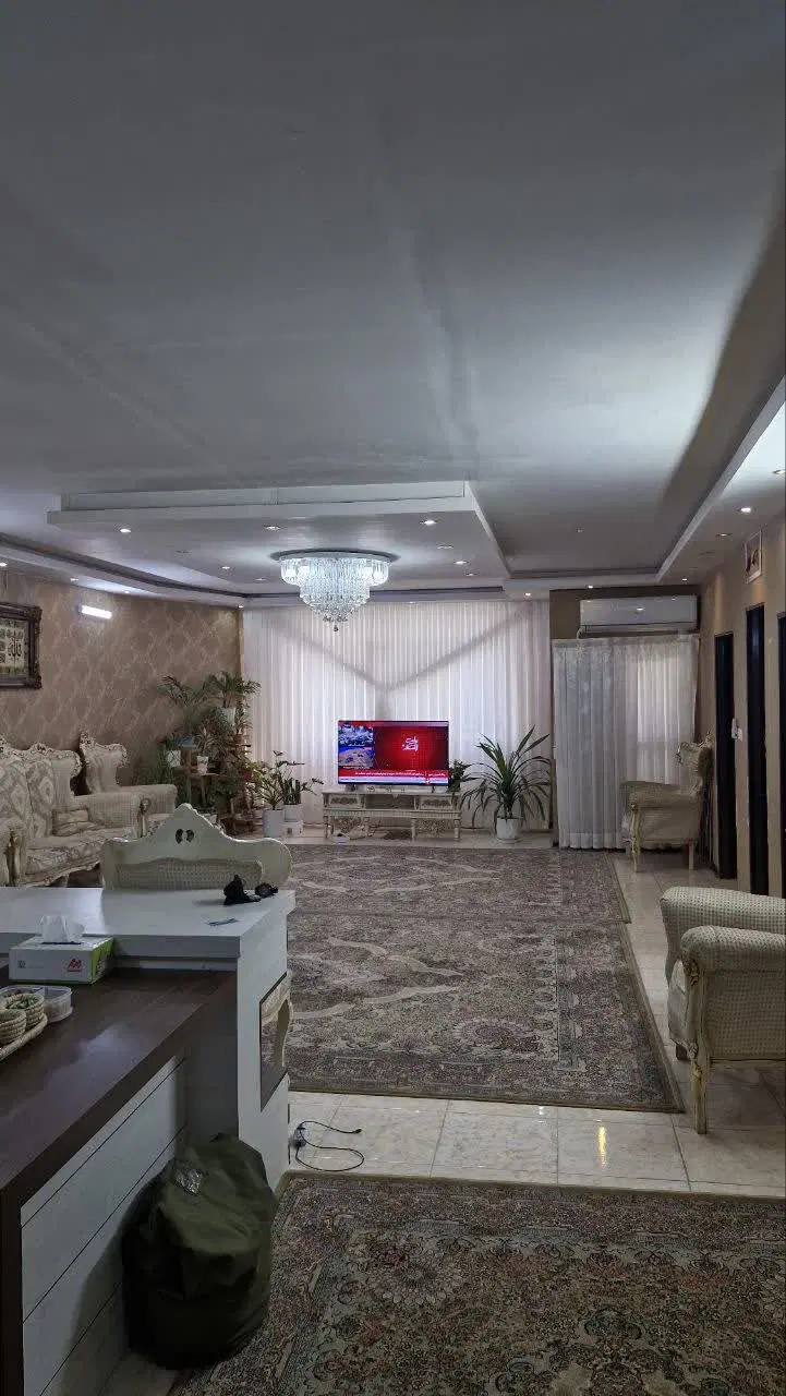 ۱۱۰متر.۲خواب.هفت تیر۲۹.وکالتی.آسانسور
