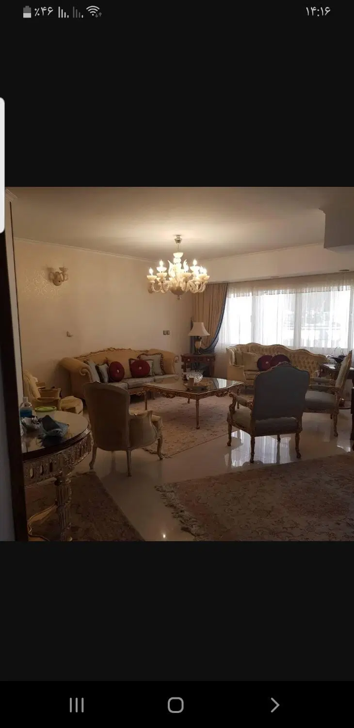 نیاوران شمال کاخ ۲۰۰ متر،بالکن بزرگ