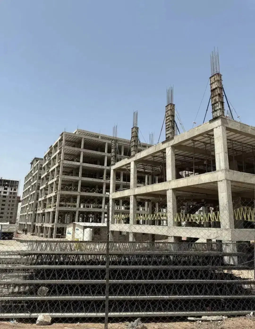 اپارتمان 115متری فازصفر_نردیک مترو پرند (تهران)