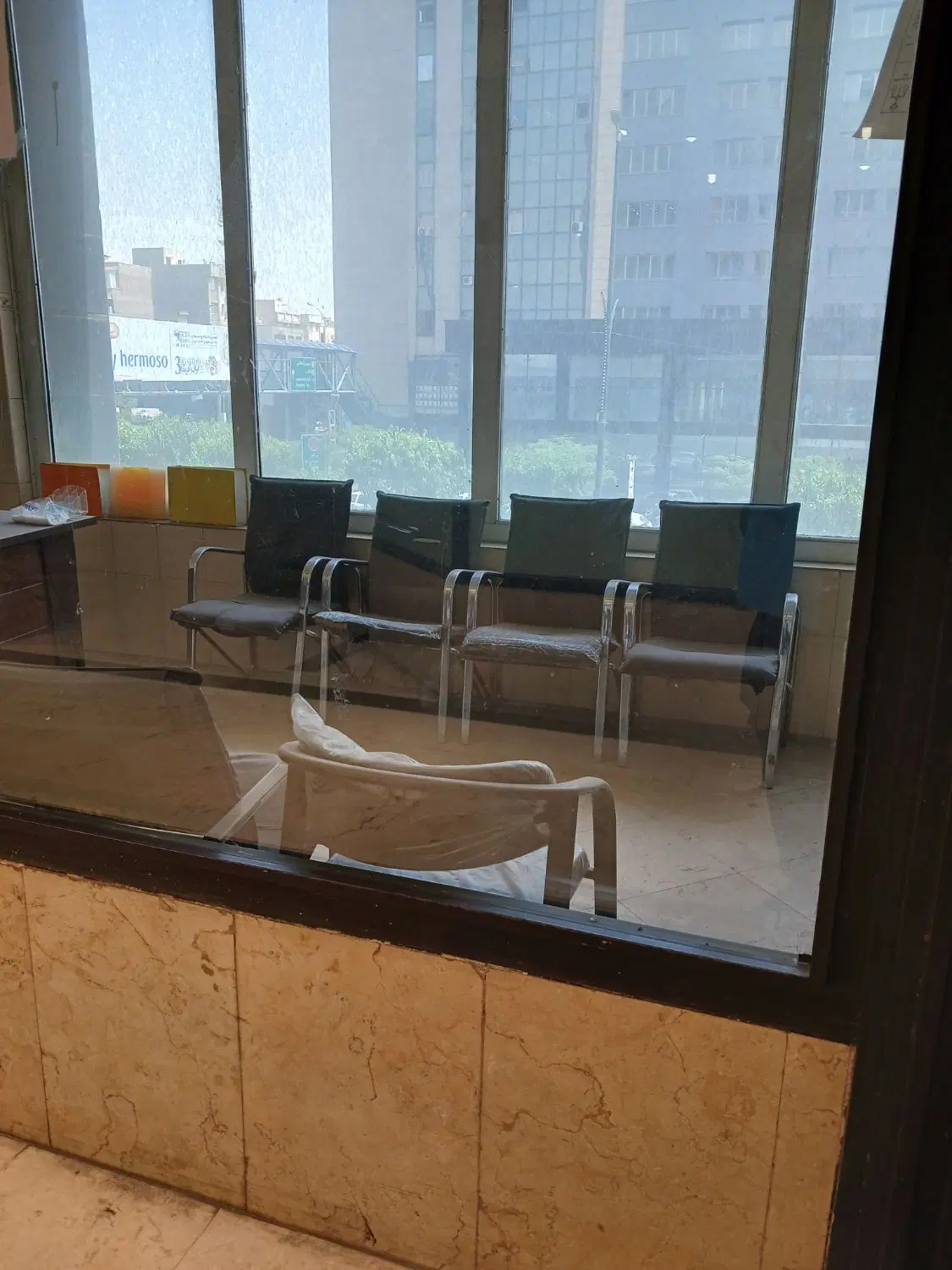 مغازه ۱۸ متری