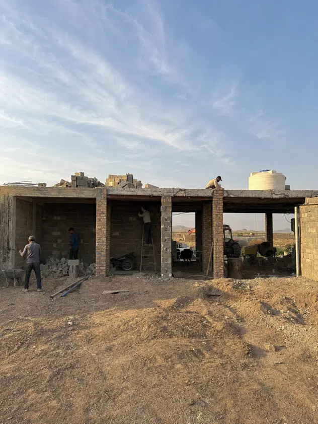 قطعات باغی _ سند تک‌برگ _ چسبیده به اتوبان غدیر