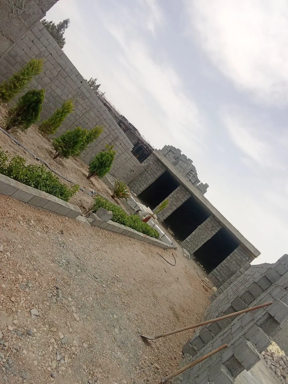باغ در روستاه روران