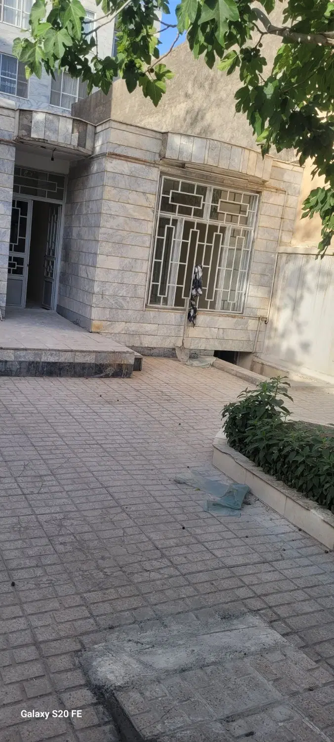 ویلایی دربست ۲۱۰ متری